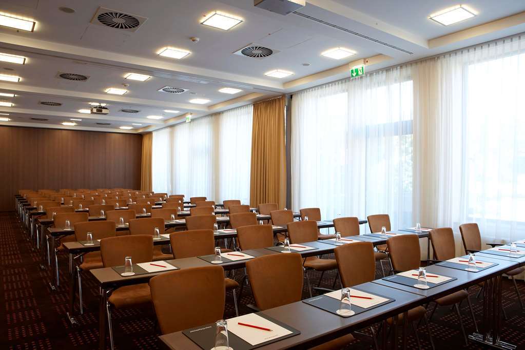 Intercityhotel Essen Bisnis foto